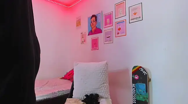 gabie cortes online show from 02-14-25, 06:45