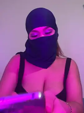 Queendiamon online show from 12-27-24, 06:20