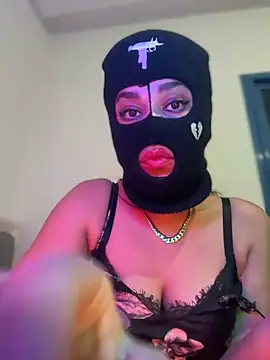 Queendiamon online show from 02-05-25, 12:31