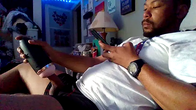 Creationmonster0 online show from 10-23-25, 03:54