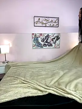 sara17  online show from 01-05-26, 08:23