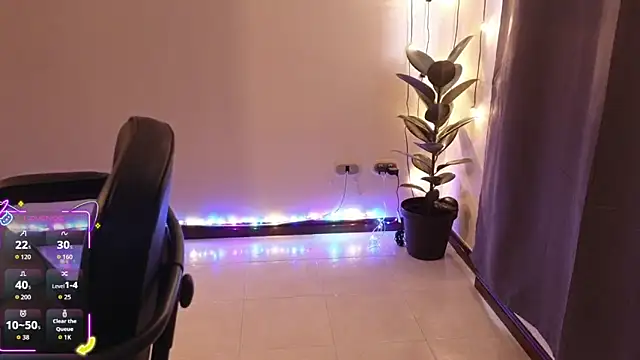 Lia madame online show from 12-05-25, 01:10