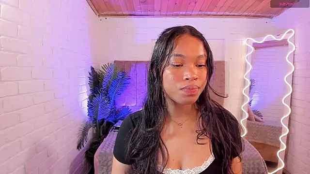 Snapshot of penelope_tay1 chatting on 02-15-25, 03:52 penelope tay1 online show from 02-15-25, 03:52