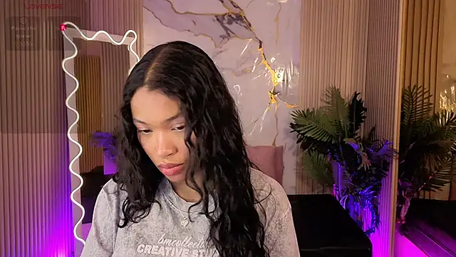 Snapshot of penelope_tay1 chatting on 03-11-26, 03:22 penelope tay1 online show from 03-11-26, 03:22