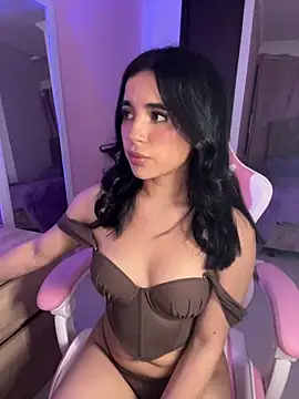 Emily-14 online show from 05-27-26, 03:47
