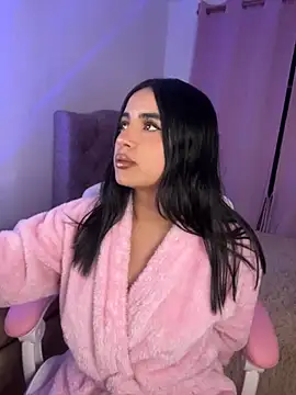 Emily-14 online show from 11-07-25, 09:36