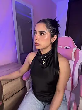 Emily-14 online show from 05-29-26, 03:45