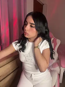 Emily-14 online show from 12-22-25, 03:28