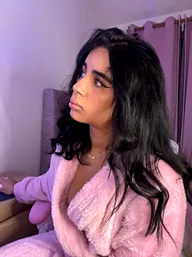 Emily-14 online show from 11-26-25, 06:35