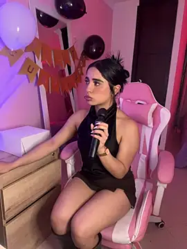 Emily-14 online show from 05-11-26, 01:18