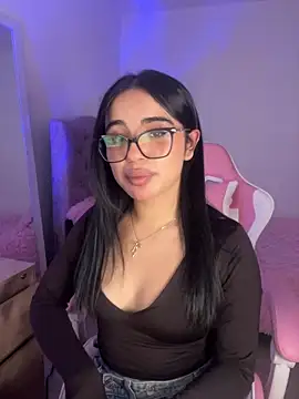 Emily-14 online show from 04-19-26, 01:50