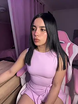 Emily-14 online show from 06-05-26, 01:54
