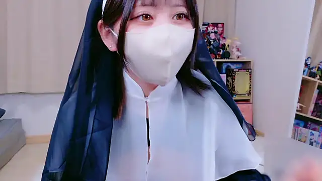 Snapshot of -anzu-o chatting on 09-12-25, 08:19 -anzu-o online show from 09-12-25, 08:19
