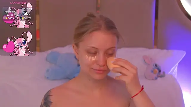 DorisHell online show from 11-12-25, 02:59