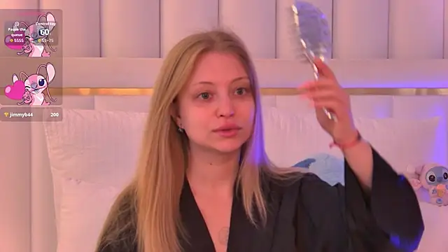 DorisHell online show from 10-15-25, 03:49