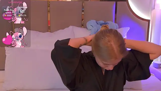 DorisHell online show from 11-11-25, 03:23