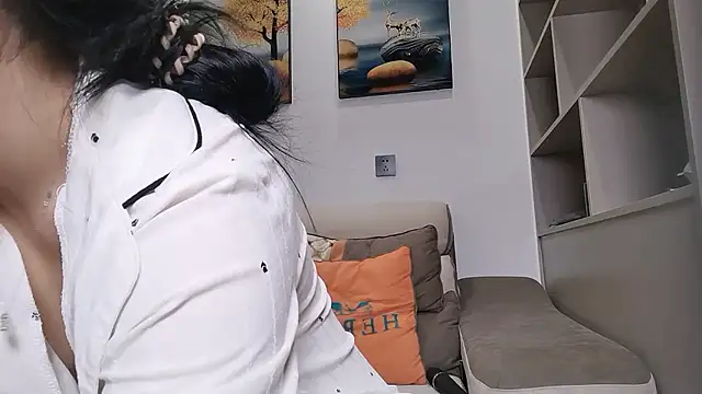 sasa-loves online show from 11-28-25, 01:06