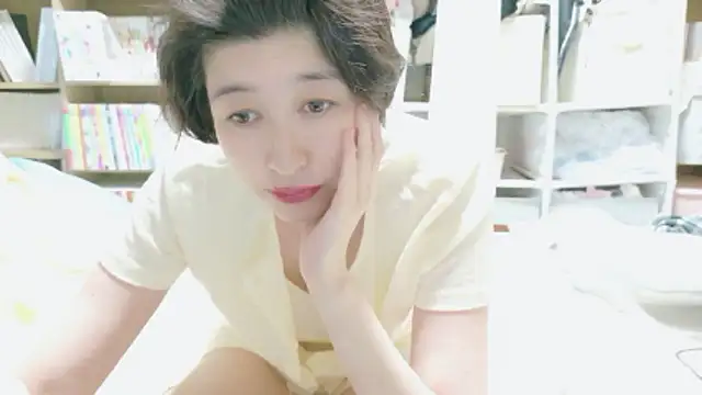 Snapshot of morikawa_sayaka chatting on 04-21-26, 12:45 morikawa sayaka online show from 04-21-26, 12:45