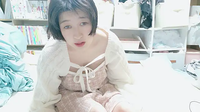 Snapshot of morikawa_sayaka chatting on 05-11-26, 01:40 morikawa sayaka online show from 05-11-26, 01:40
