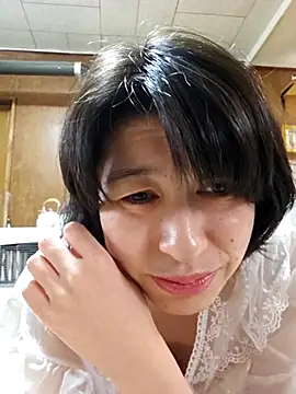 Snapshot of morikawa_sayaka chatting on 02-02-25, 02:27 morikawa sayaka online show from 02-02-25, 02:27