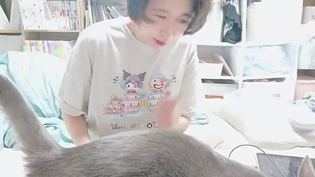 Snapshot of morikawa_sayaka chatting on 05-12-26, 11:11 morikawa sayaka online show from 05-12-26, 11:11