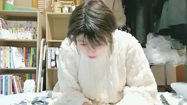 morikawa sayaka online show from 10-26-25, 11:32