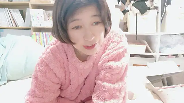 Snapshot of morikawa_sayaka chatting on 05-09-26, 11:41 morikawa sayaka online show from 05-09-26, 11:41