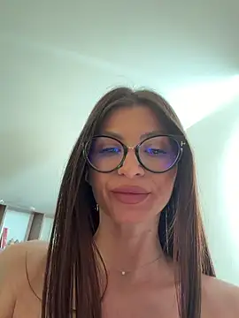 Snapshot of sweetndcrazy chatting on 03-21-26, 08:19 sweetndcrazy online show from 03-21-26, 08:19