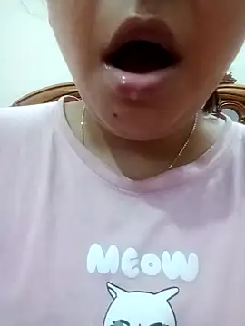 Fuck Girl Nuri online show from 05-06-26, 10:08