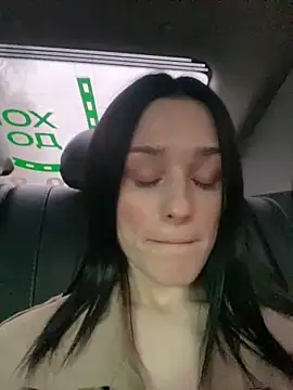 Mia Mia M online show from 04-30-26, 04:47