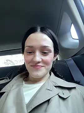 Mia Mia M online show from 04-20-26, 04:08