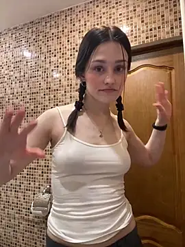 Mia Mia M online show from 03-25-26, 03:00