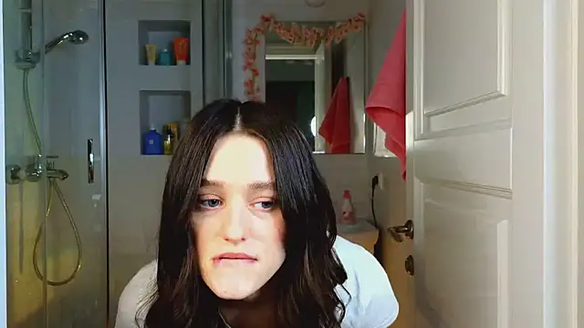 Mia Mia M online show from 03-12-25, 05:46