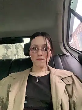 Mia Mia M online show from 04-04-26, 02:45