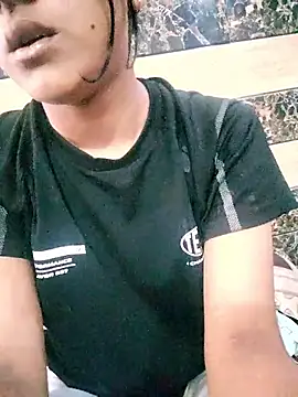 Snapshot of Babby_girl08 chatting on 10-11-25, 09:32 Babby girl08 online show from 10-11-25, 09:32