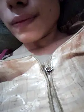 Snapshot of Babby_girl08 chatting on 10-27-25, 06:03 Babby girl08 online show from 10-27-25, 06:03