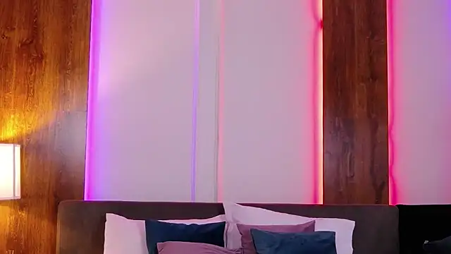 SkylerSpark online show from 11-16-25, 08:46