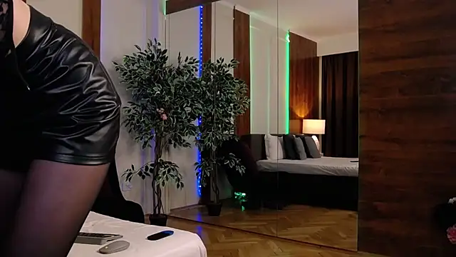 SkylerSpark online show from 04-14-26, 06:57