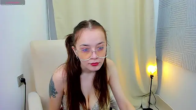 TrishaBerry online show from 12-20-24, 06:19