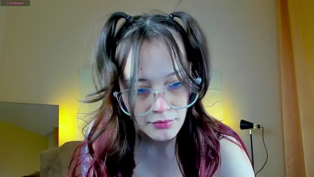 TrishaBerry online show from 01-09-25, 05:44