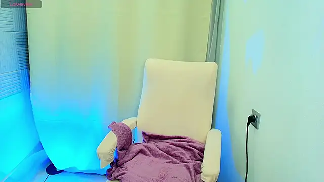 TrishaBerry online show from 01-23-25, 10:32