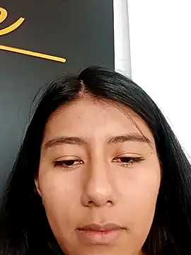Snapshot of CarlaAlvez chatting on 03-03-25, 04:05 CarlaAlvez online show from 03-03-25, 04:05