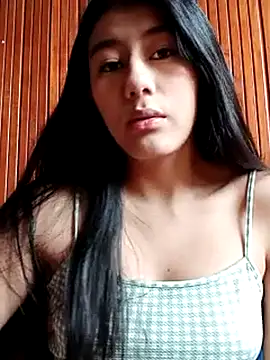 Snapshot of CarlaAlvez chatting on 03-03-25, 12:50 CarlaAlvez online show from 03-03-25, 12:50