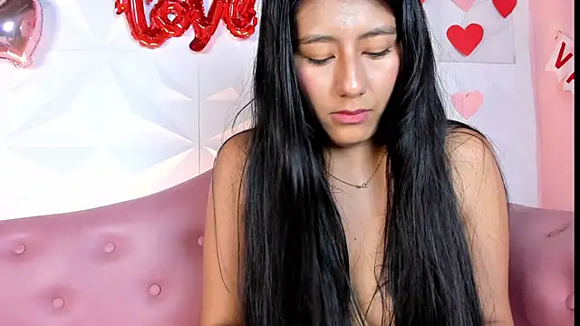 Snapshot of CarlaAlvez chatting on 02-16-25, 08:22 CarlaAlvez online show from 02-16-25, 08:22