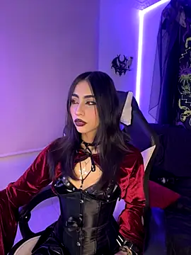 vampy dolll online show from 10-30-25, 09:07