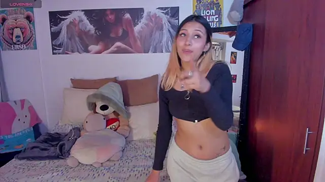 cuteweed420 online show from 10-16-25, 07:44