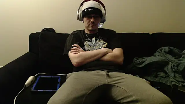 Snapshot of cmichaelxxx chatting on 01-19-25, 01:10 cmichaelxxx online show from 01-19-25, 01:10