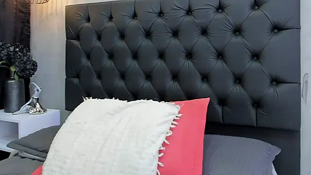 Snapshot of ricky_backus chatting on 05-15-26, 11:30 ricky backus online show from 05-15-26, 11:30