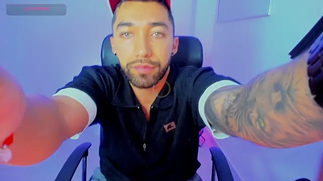 Sweet and caramel online show from 02-14-26, 08:58