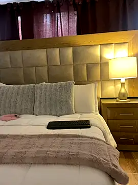 Sweet and caramel online show from 12-04-25, 03:00